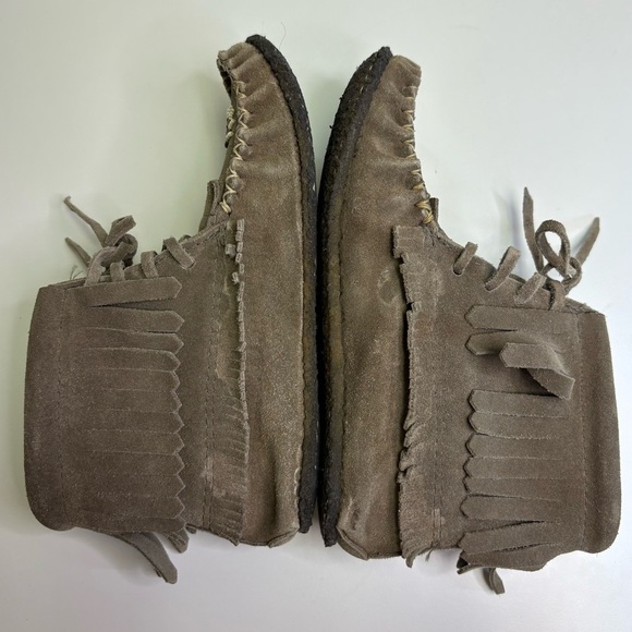 Laurentian Chief Apache Narrow Fringe Beaded Moccasin Grey Suede Made In Canada - Picture 6 of 9